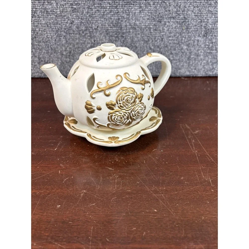 Partylite~Teapot~Tealight Candle Holder TEA TIME Luminary P7301 Porcelain Bisque